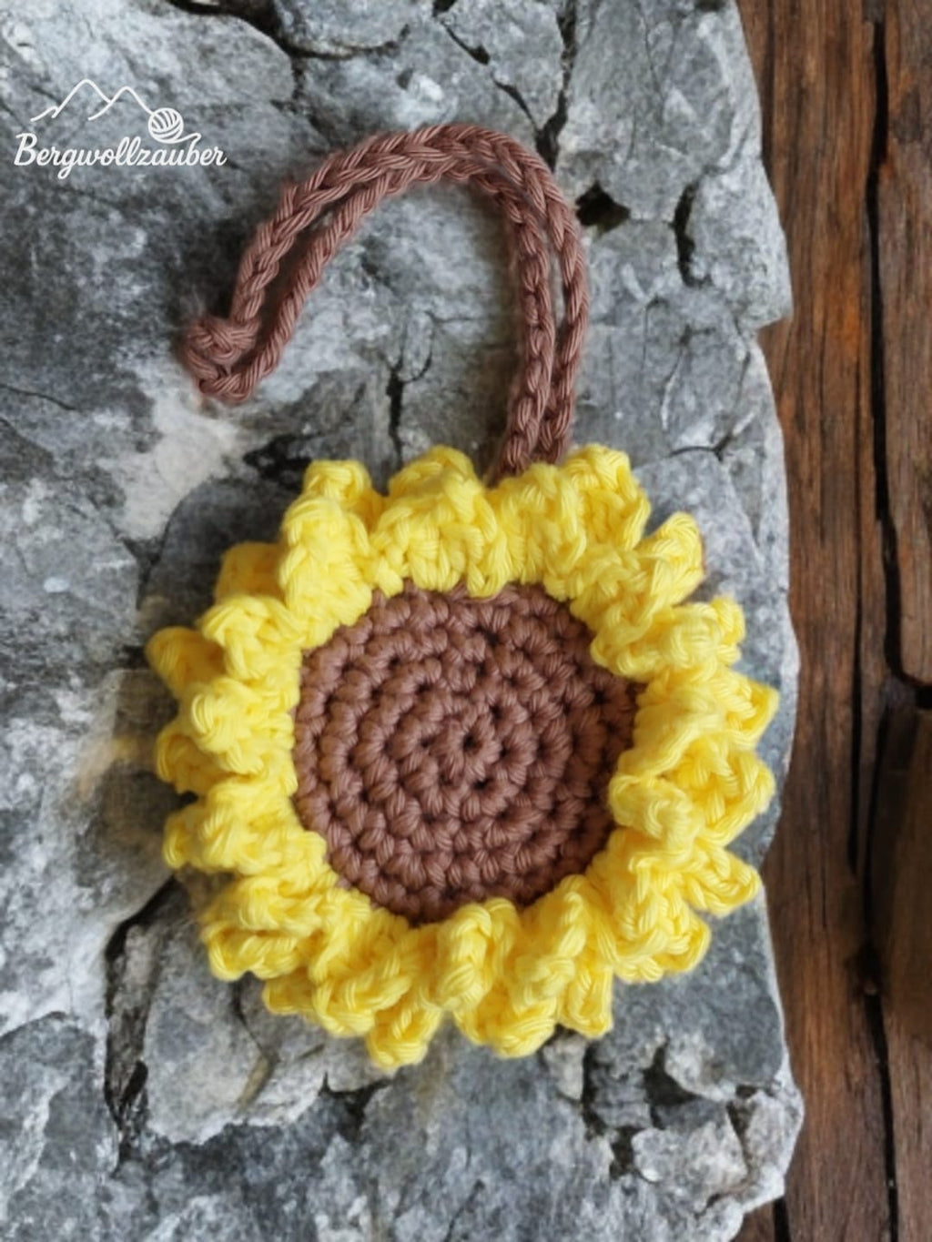 Sonnenblumenanhänger mit Geheimfach